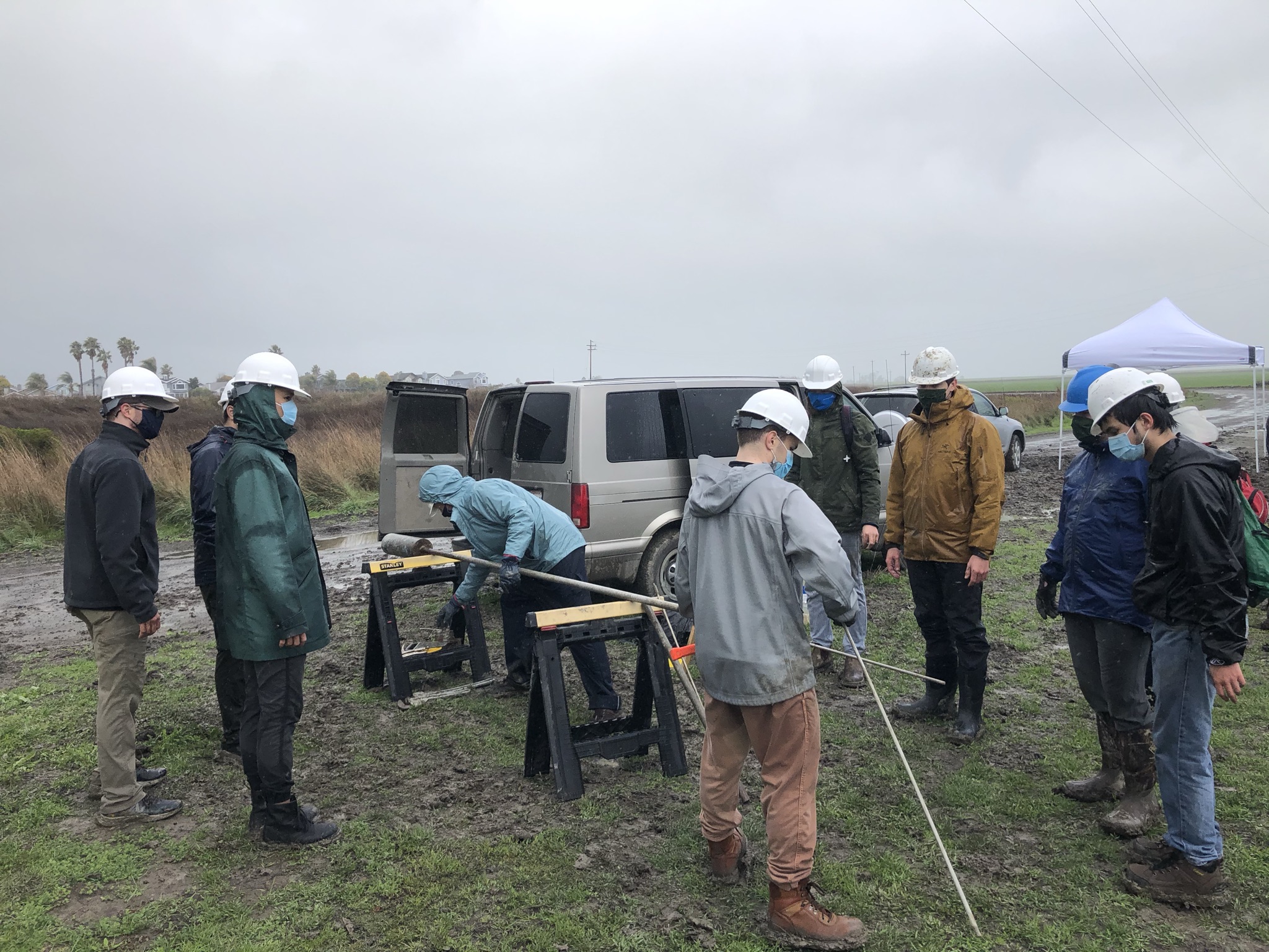 Explaining and preparing a 5" diameter piston sampler.